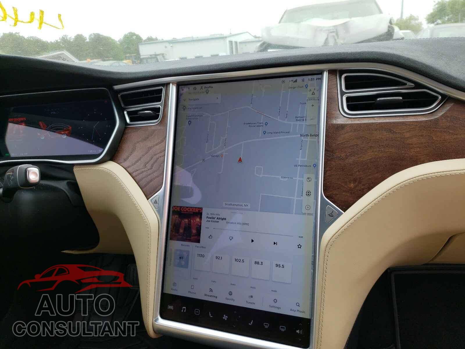 TESLA MODEL S 2017 - 5YJSA1E21HF184402