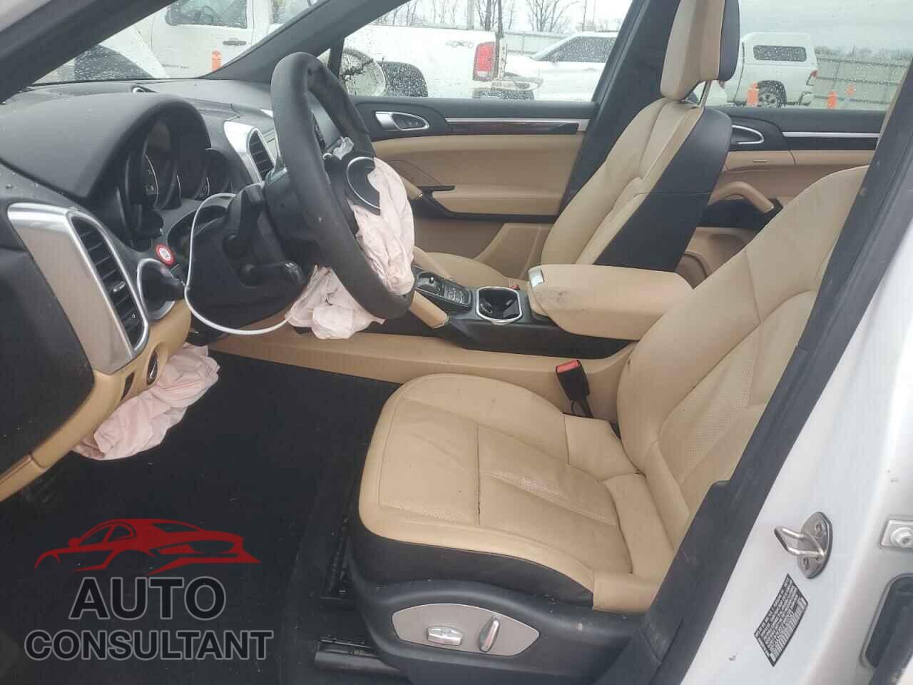 PORSCHE CAYENNE 2016 - WP1AA2A26GLA02243