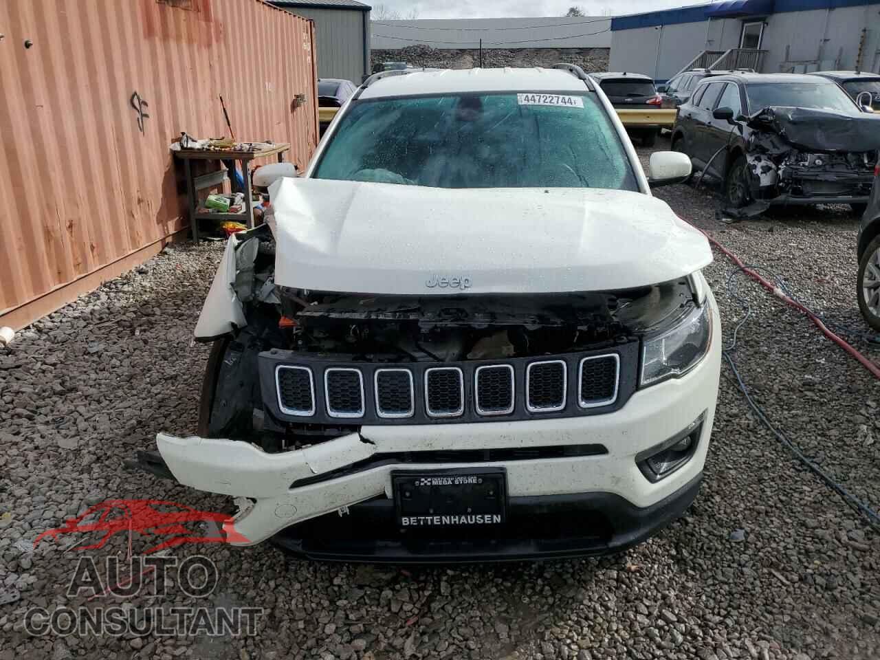 JEEP COMPASS 2018 - 3C4NJDBB3JT155137