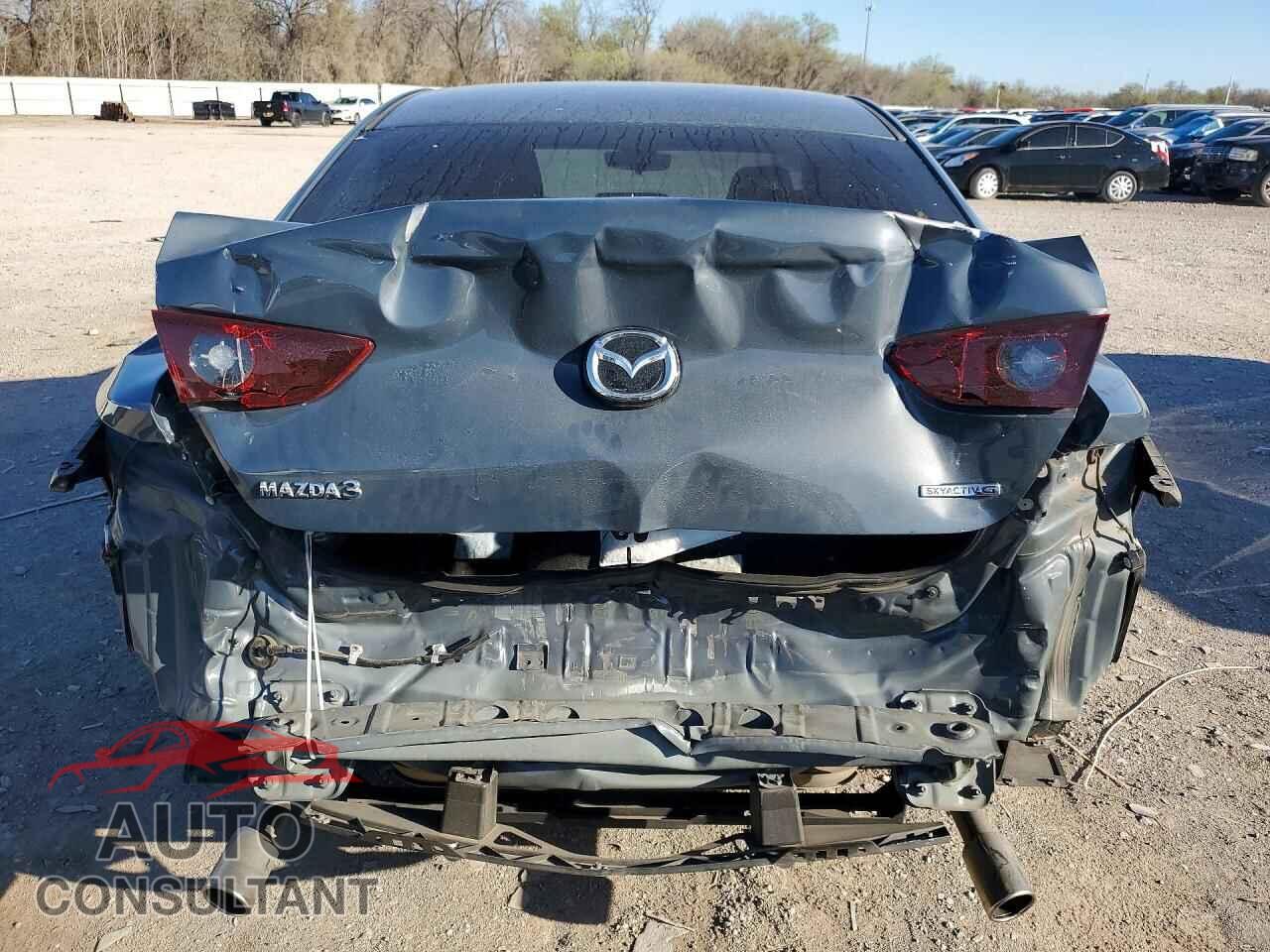 MAZDA 3 2023 - 3MZBPACM9PM365581