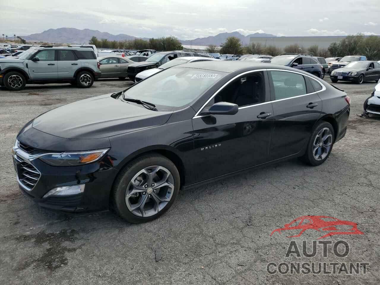 CHEVROLET MALIBU 2021 - 1G1ZD5ST4MF014236