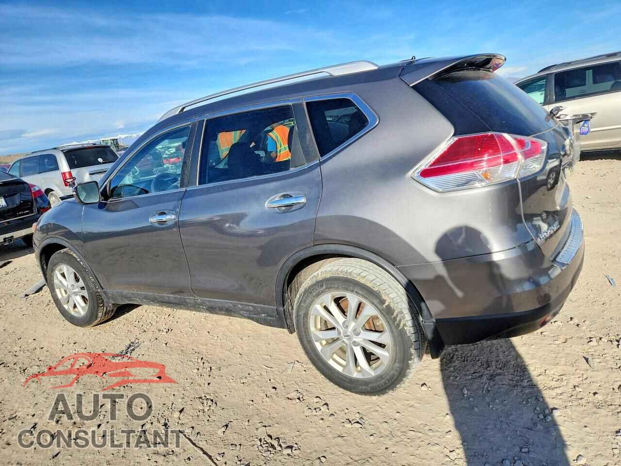 NISSAN ROGUE 2015 - KNMAT2MV4FP512258