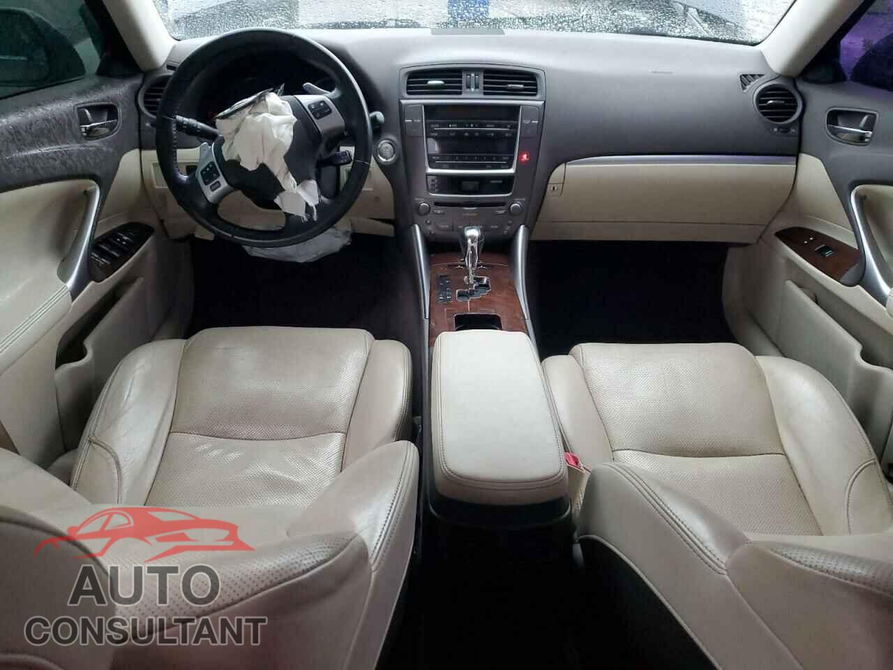 LEXUS IS 2012 - JTHCF5C22C5059787