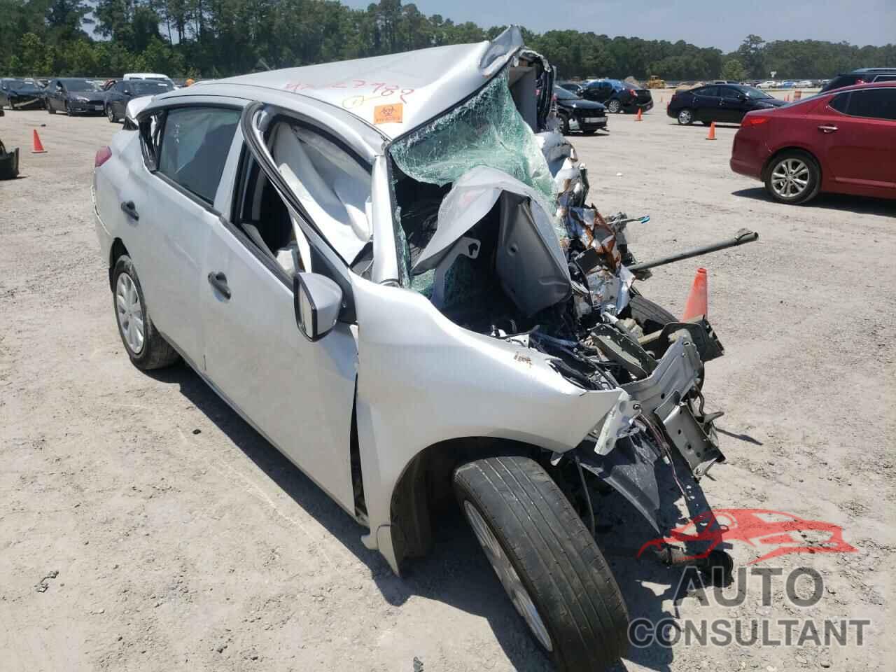 NISSAN VERSA 2017 - 3N1CN7AP4HL870287