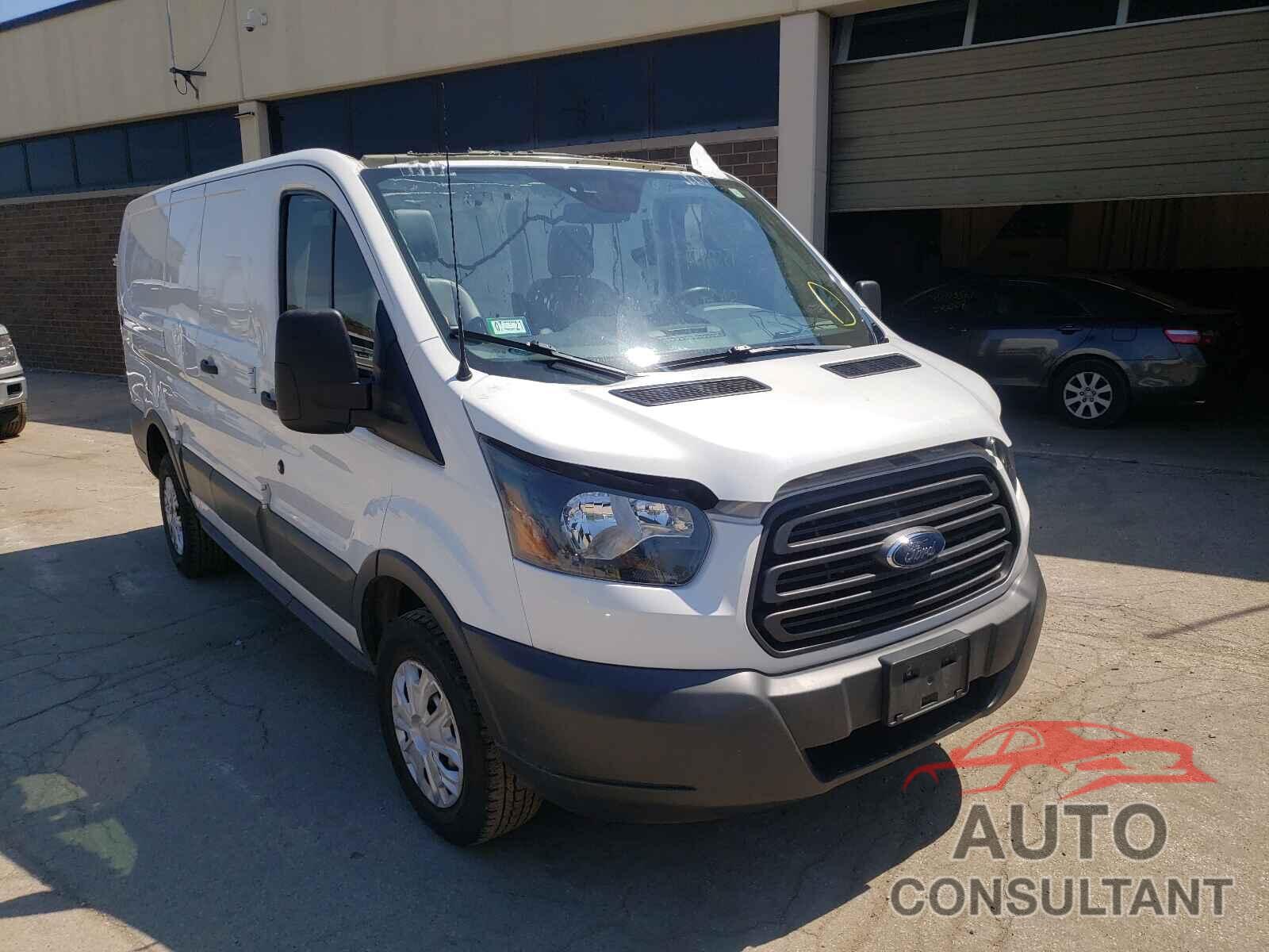 FORD TRANSIT CO 2017 - 1FTYR1ZM5HKA22385