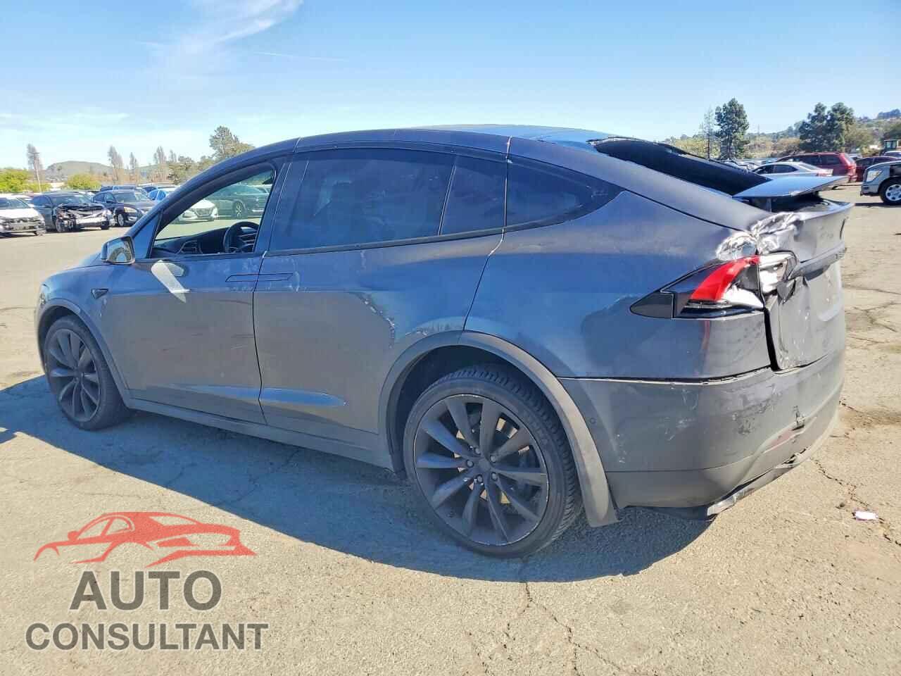 TESLA MODEL X 2017 - 5YJXCBE28HF040187