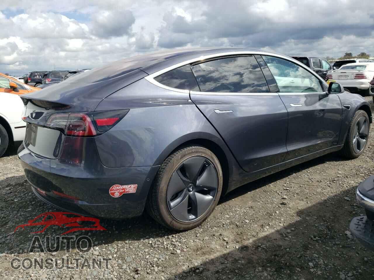 TESLA MODEL 3 2018 - 5YJ3E1EA3JF038296