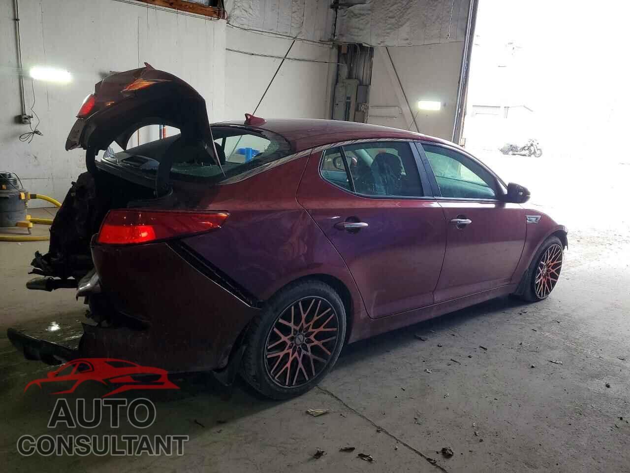 KIA OPTIMA 2014 - 5XXGR4A67EG333848