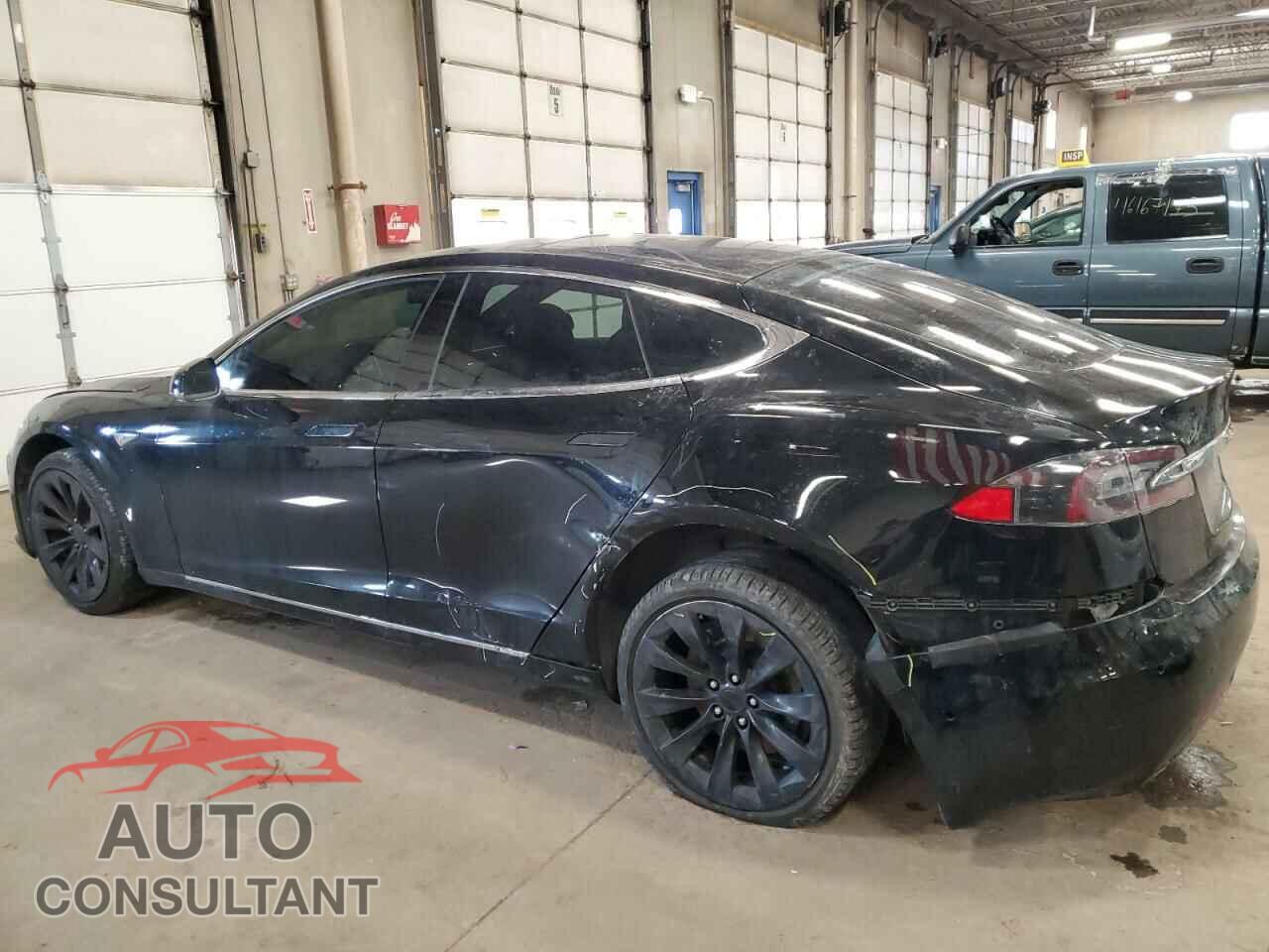 TESLA MODEL S 2016 - 5YJSA1E21GF135750