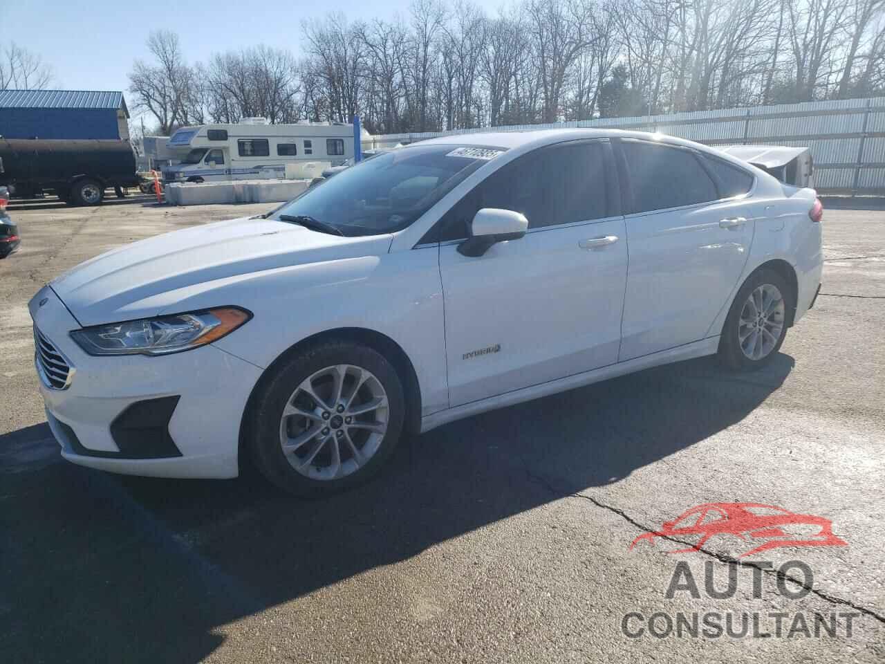 FORD FUSION 2019 - 3FA6P0LU1KR182594