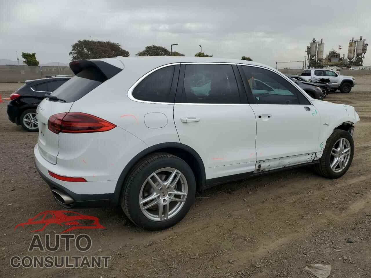 PORSCHE CAYENNE 2016 - WP1AF2A25GLA40743