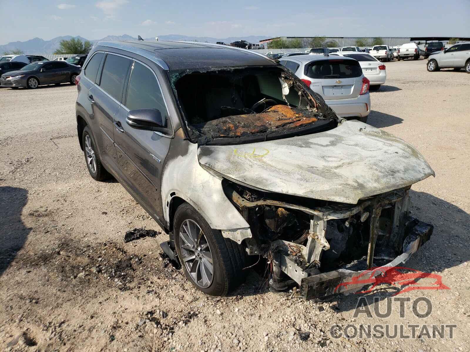 TOYOTA HIGHLANDER 2019 - 5TDJGRFH2KS065952