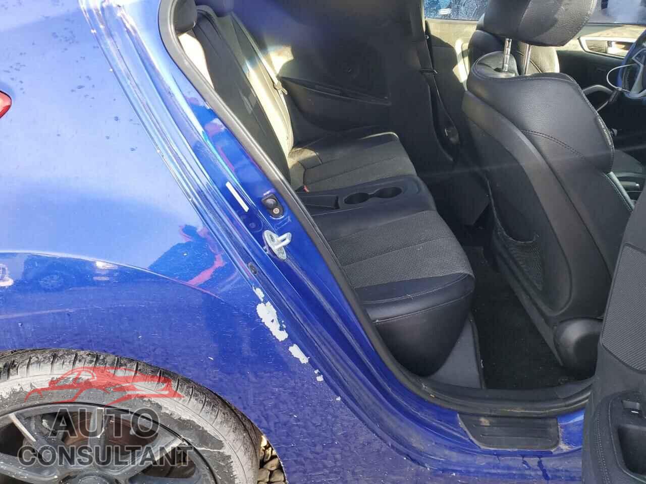 HYUNDAI VELOSTER 2012 - KMHTC6AD0CU070440