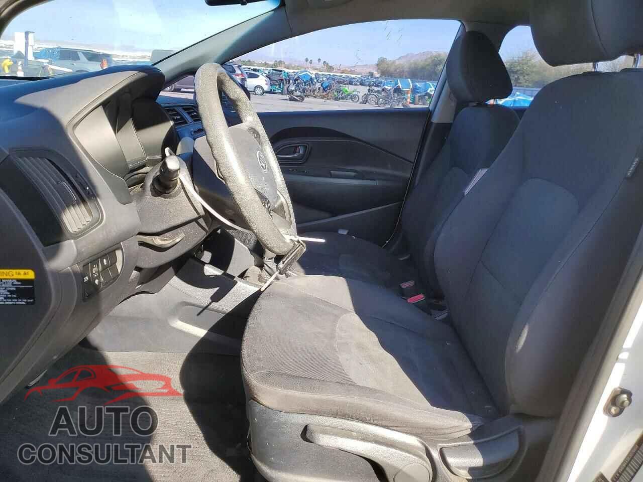 KIA RIO 2012 - KNADM4A38C6076604