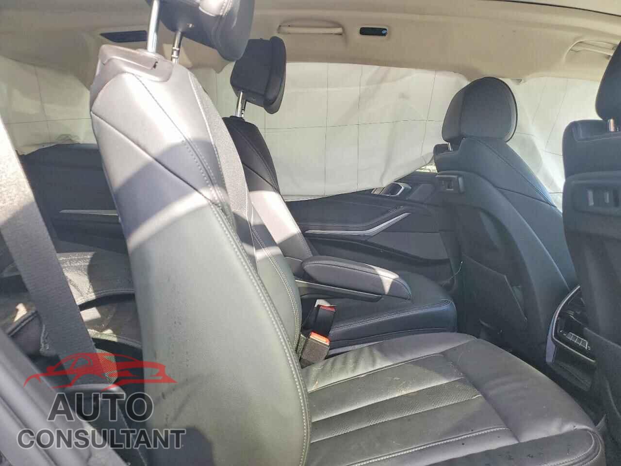 BMW X7 2021 - 5UXCW2C07M9F27460