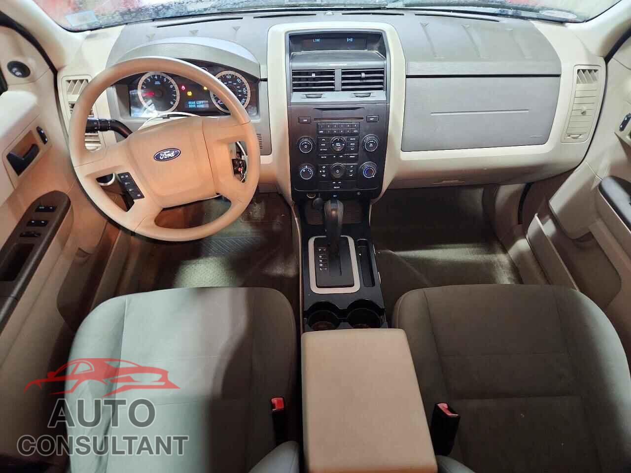 FORD ESCAPE 2011 - 1FMCU9C79BKC03065