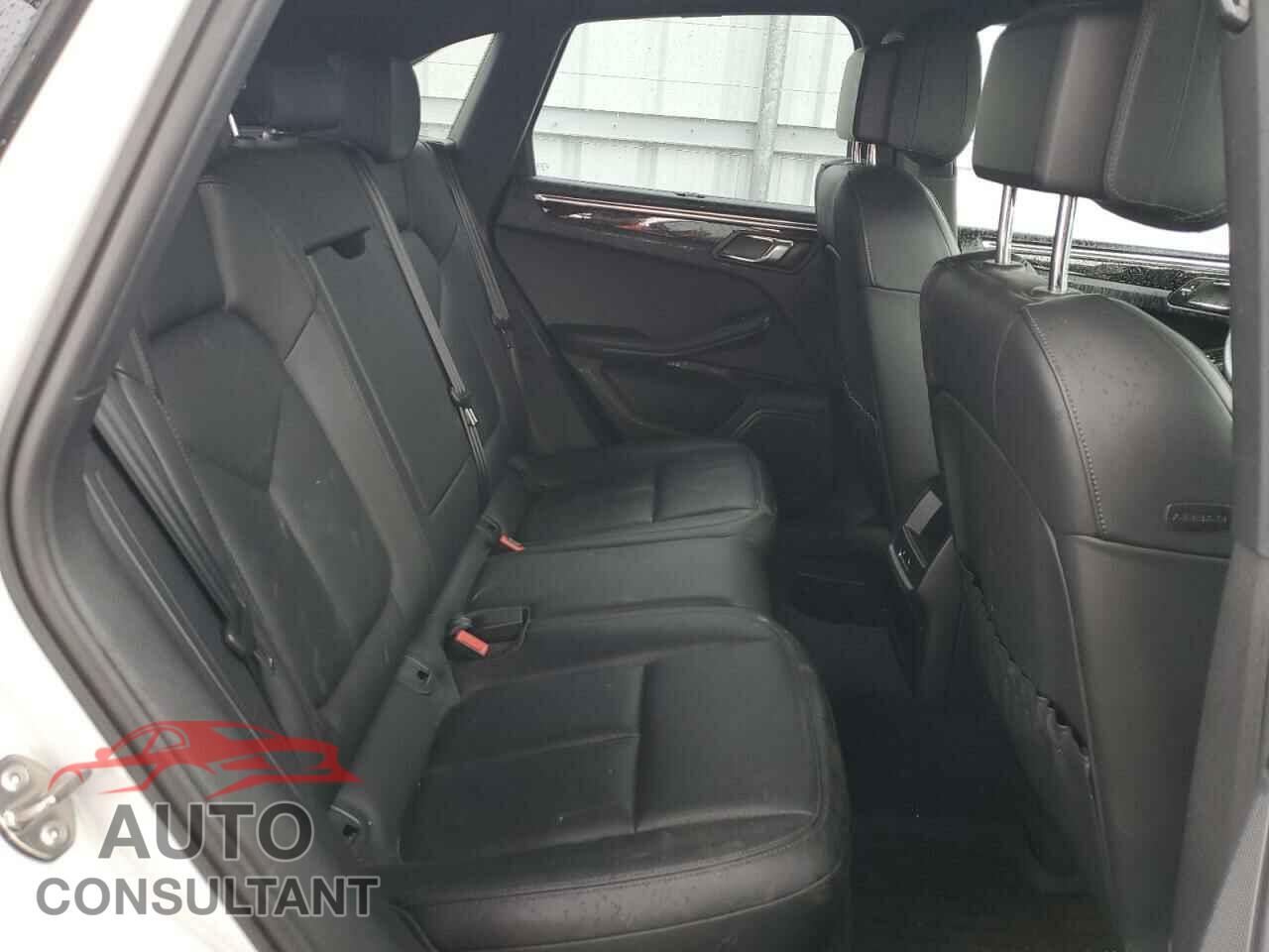 PORSCHE MACAN 2015 - WP1AB2A5XFLB64754