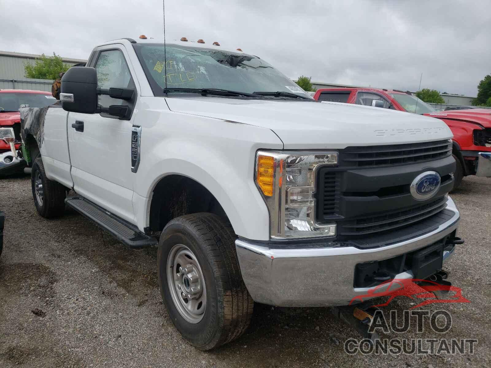 FORD F250 2017 - 1FTBF2B65HEF33772