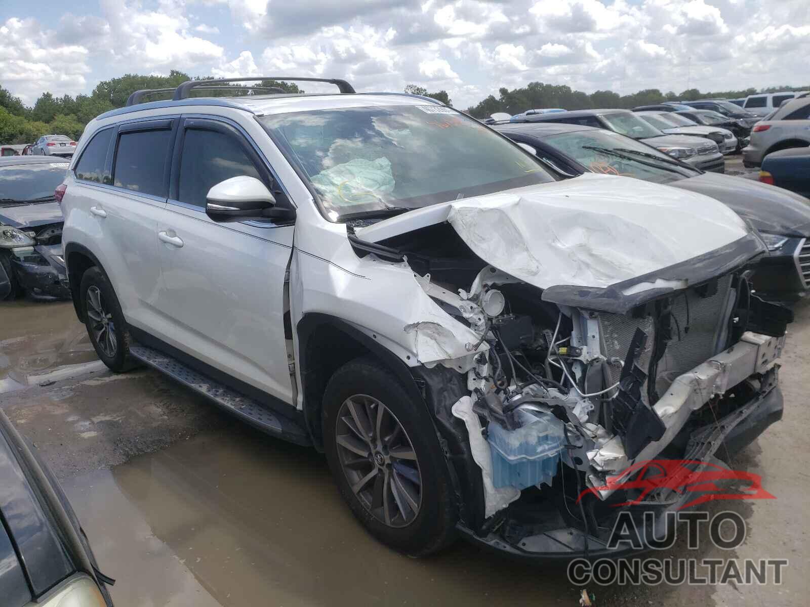 TOYOTA HIGHLANDER 2019 - 5TDKZRFH2KS309260