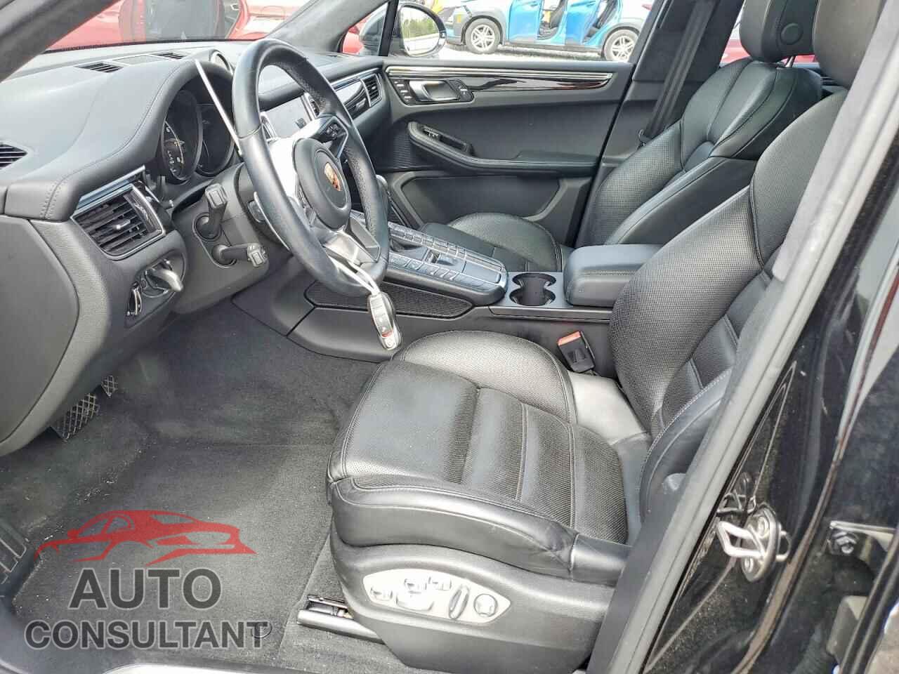 PORSCHE MACAN 2017 - WP1AF2A54HLB61744
