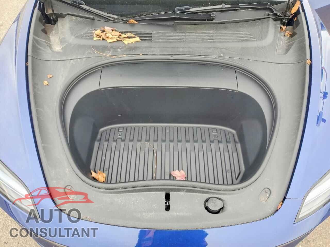 TESLA MODEL 3 2024 - 5YJ3E1EB2RF802238