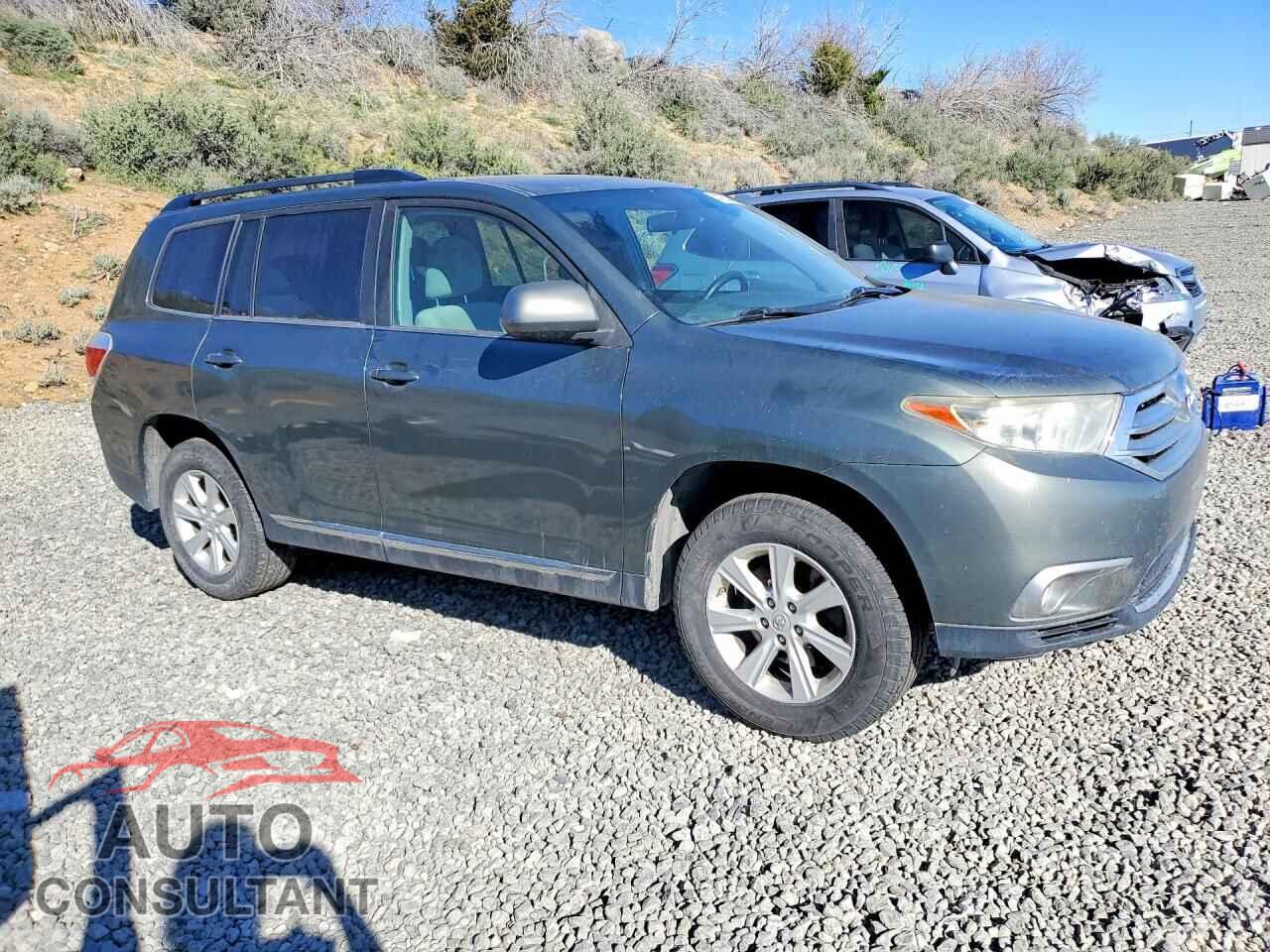 TOYOTA HIGHLANDER 2013 - 5TDBK3EH8DS249958