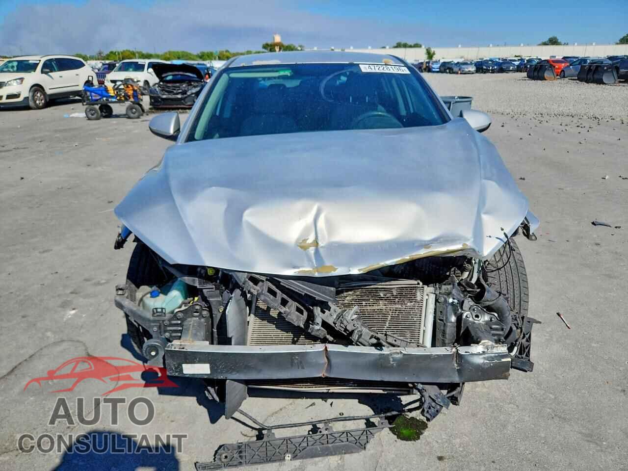 HYUNDAI ELANTRA 2017 - 5NPD74LF1HH143753