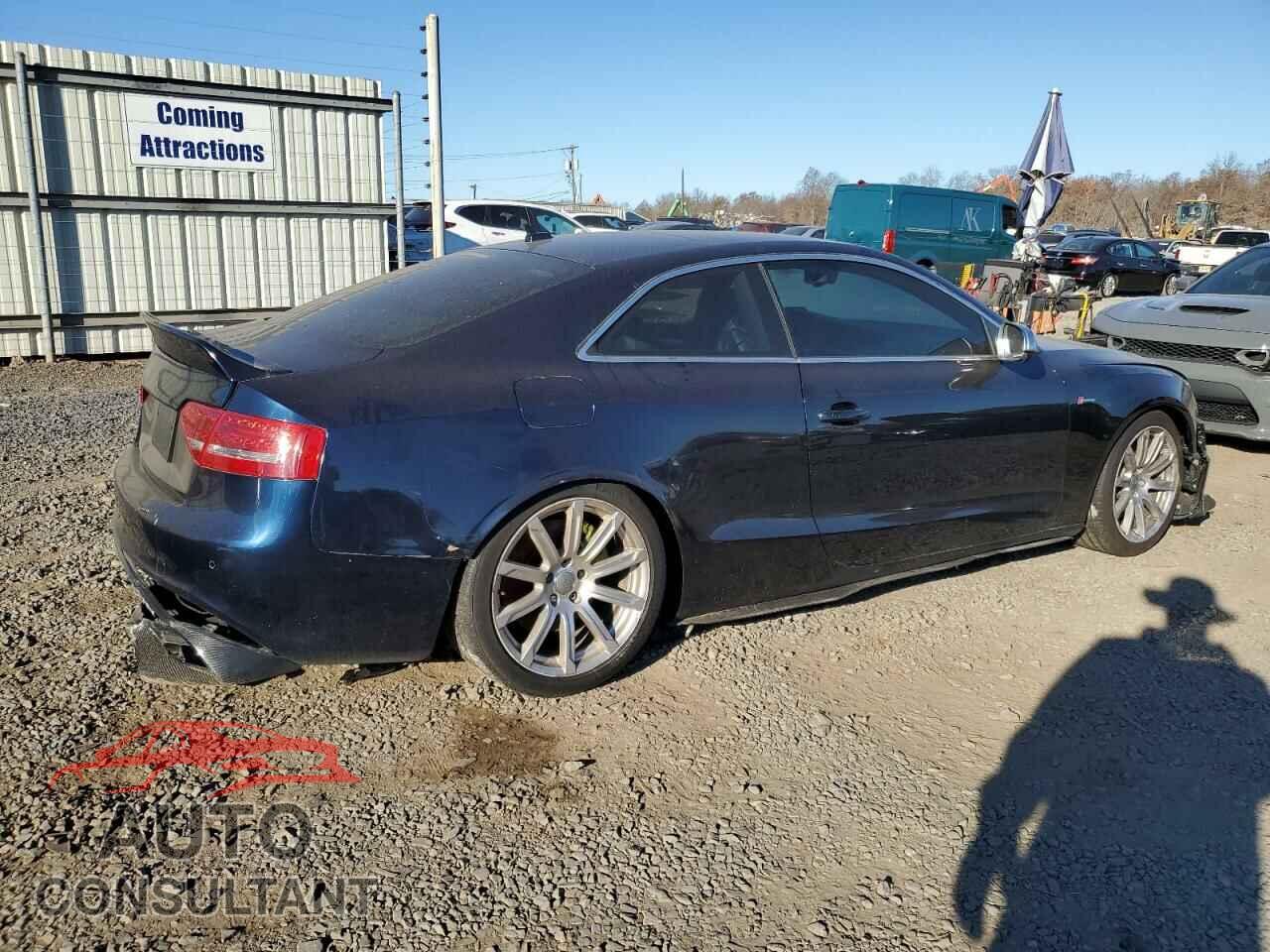 AUDI A5 2011 - WAULFAFR3BA015996
