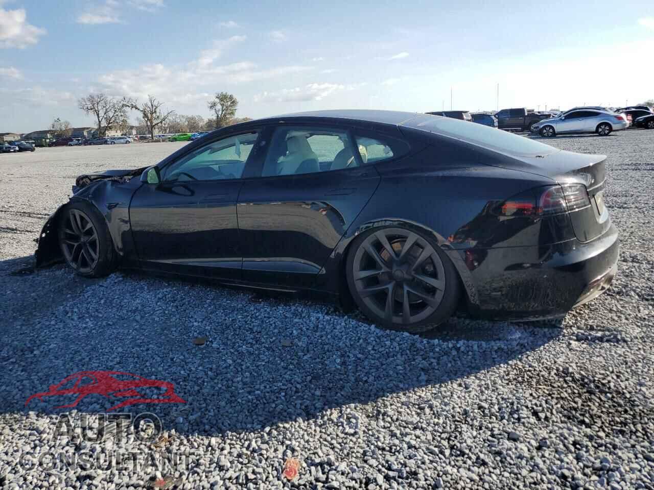 TESLA MODEL S 2024 - 5YJSA1E5XRF538865
