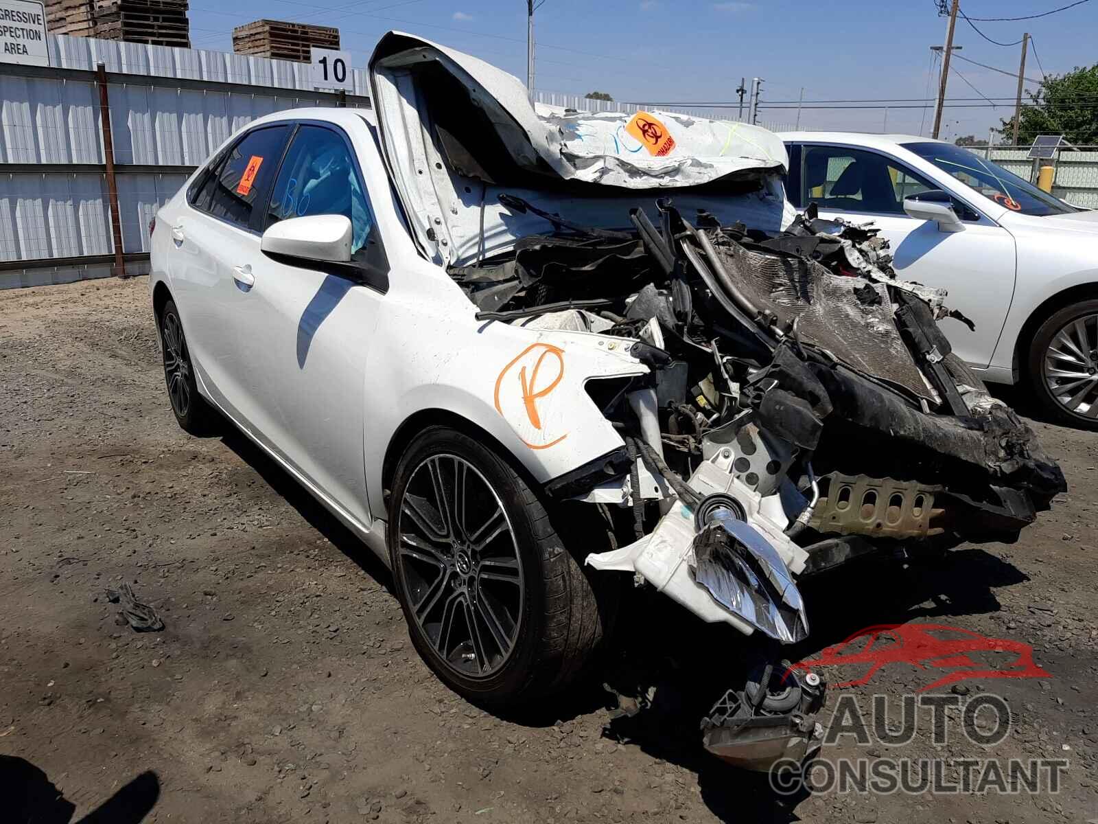 TOYOTA CAMRY 2016 - 4T1BF1FKXGU532280