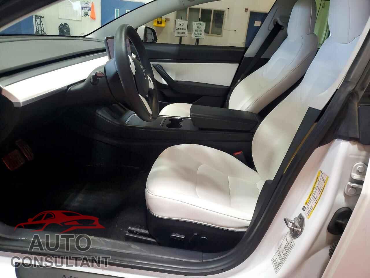 TESLA MODEL 3 2021 - 5YJ3E1EB3MF917956