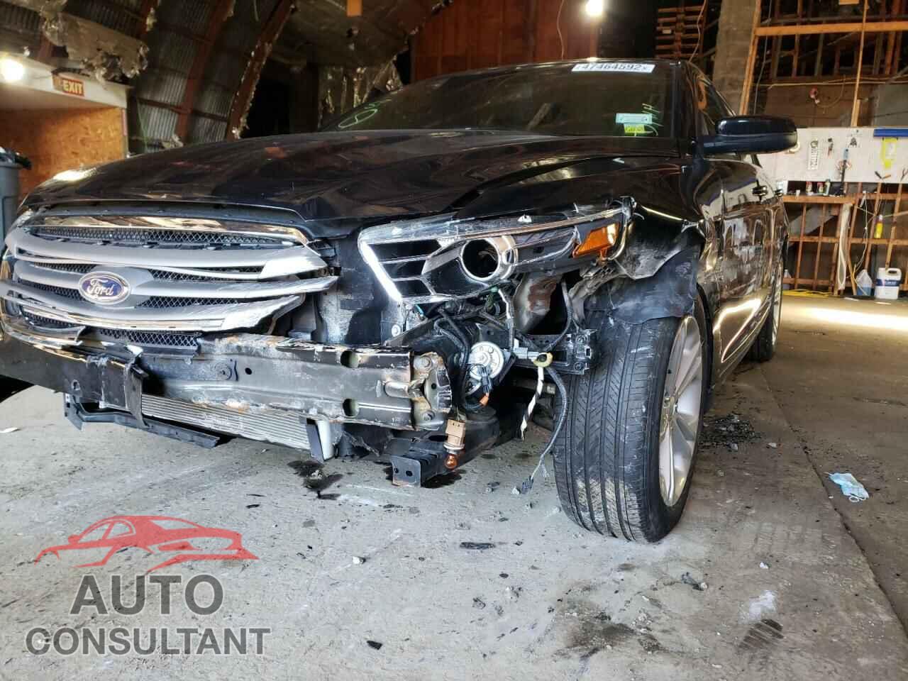 FORD TAURUS 2018 - 1FAHP2H86JG110859