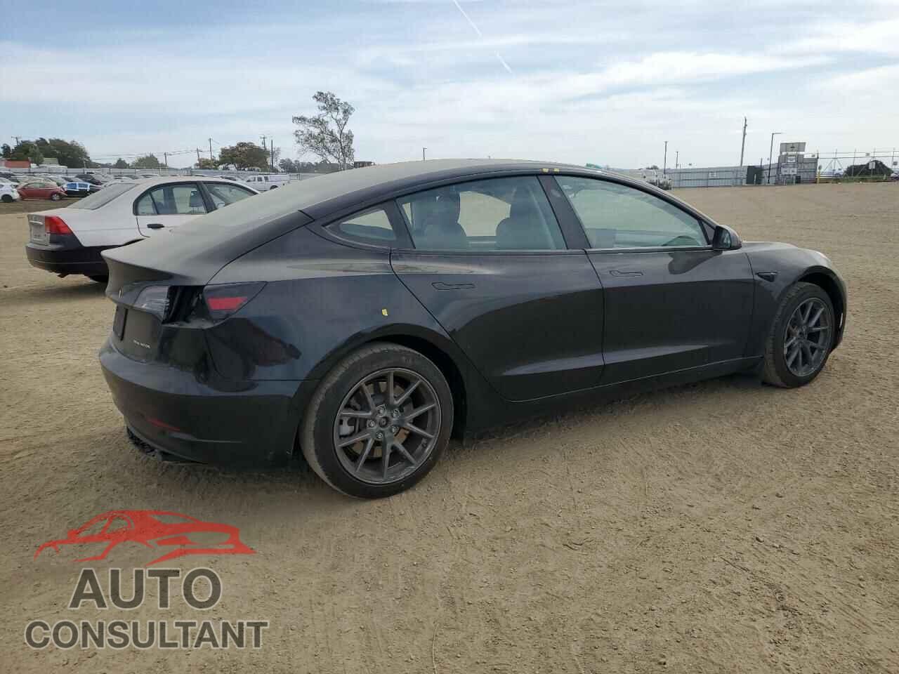 TESLA MODEL 3 2022 - 5YJ3E1EB4NF272865
