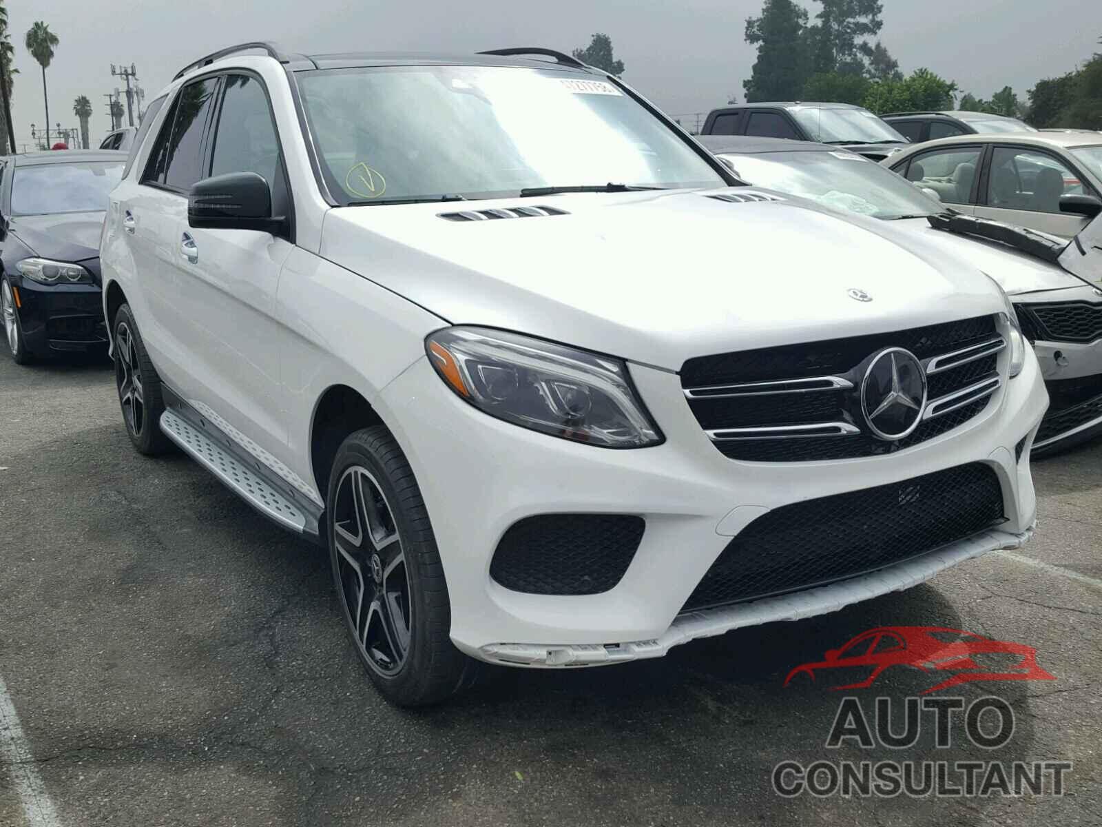 MERCEDES-BENZ GLE 350 2018 - 4JGDA5JB9JB001886