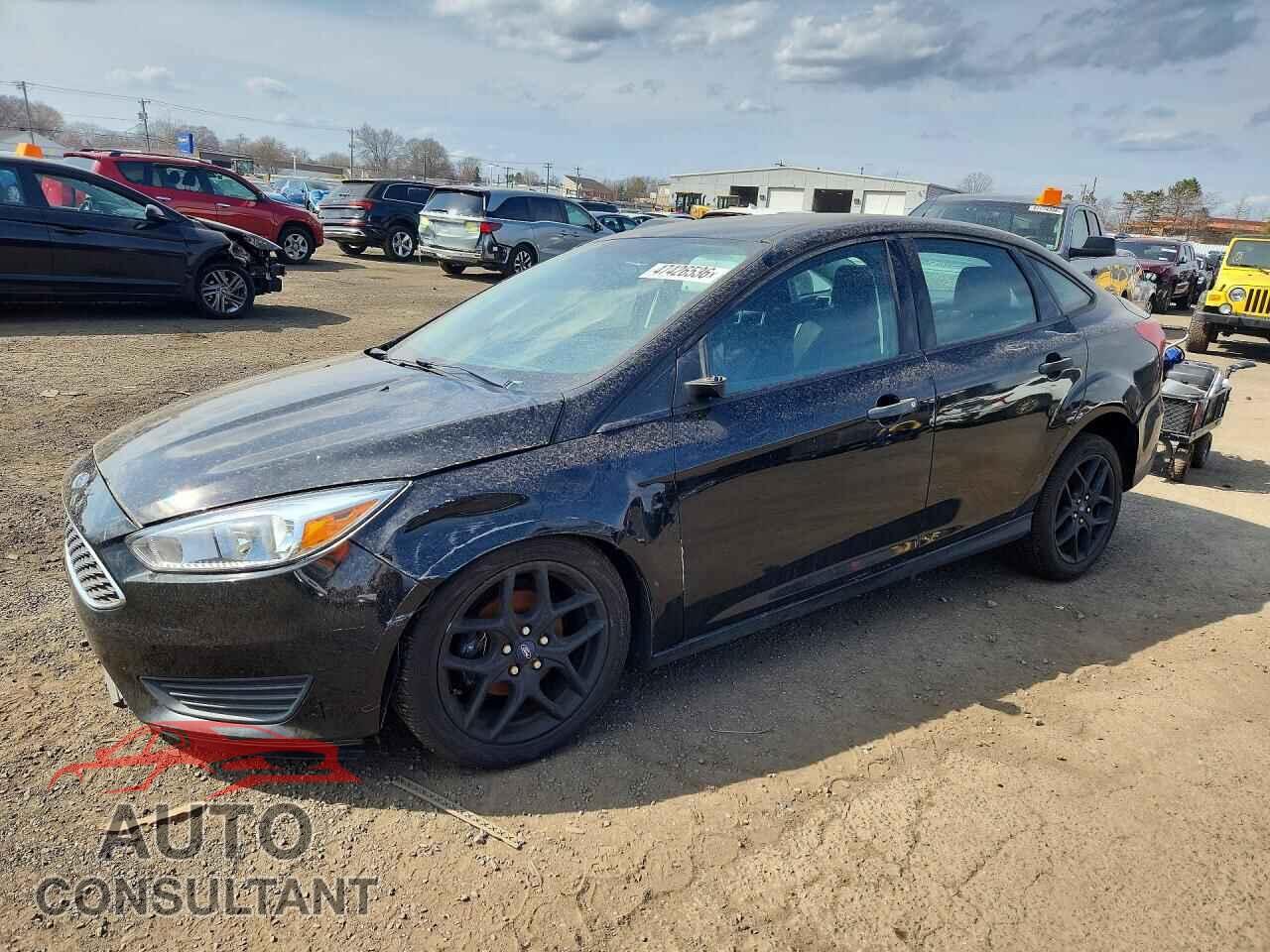 FORD FOCUS 2017 - 1FADP3E26HL281097