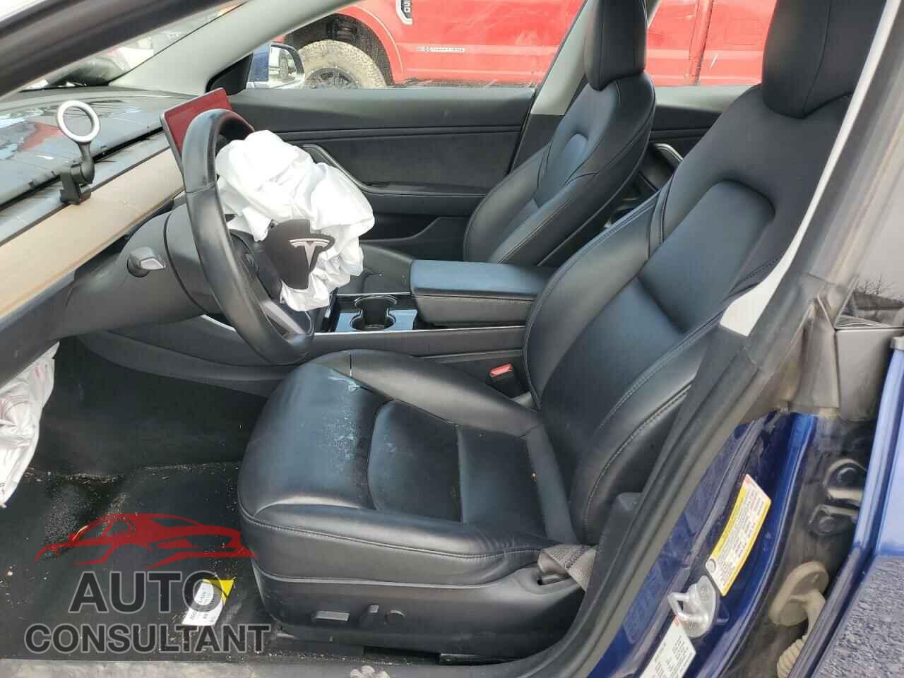 TESLA MODEL 3 2018 - 5YJ3E1EB8JF093657