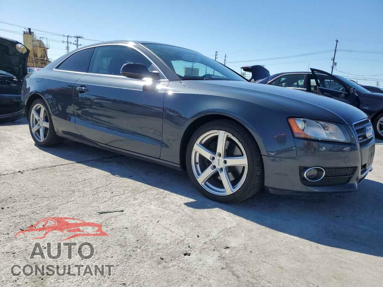 AUDI A5 2010 - WAUCFAFR1AA004820
