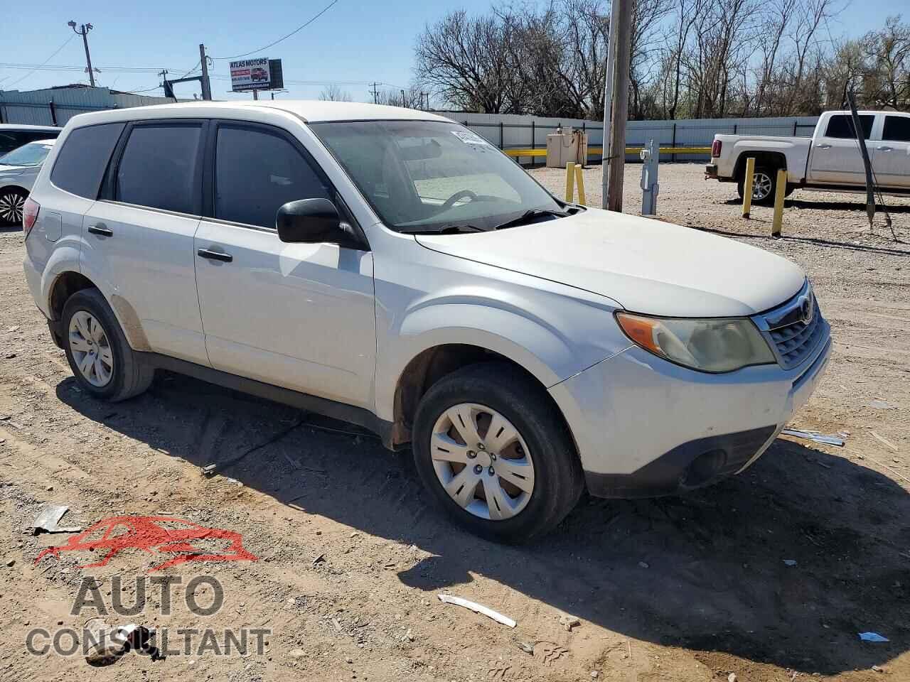 SUBARU FORESTER 2013 - JF2SHAAC3DH438083