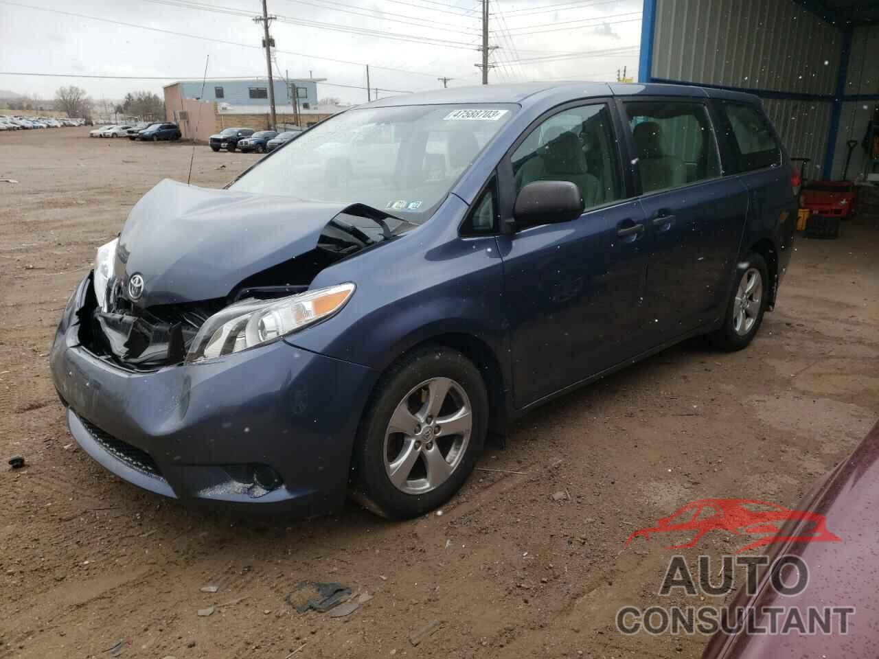 TOYOTA SIENNA 2013 - 5TDZK3DC5DS370645