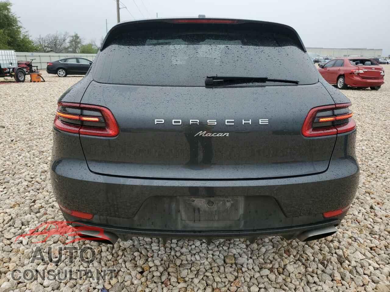 PORSCHE MACAN 2018 - WP1AA2A55JLB04683