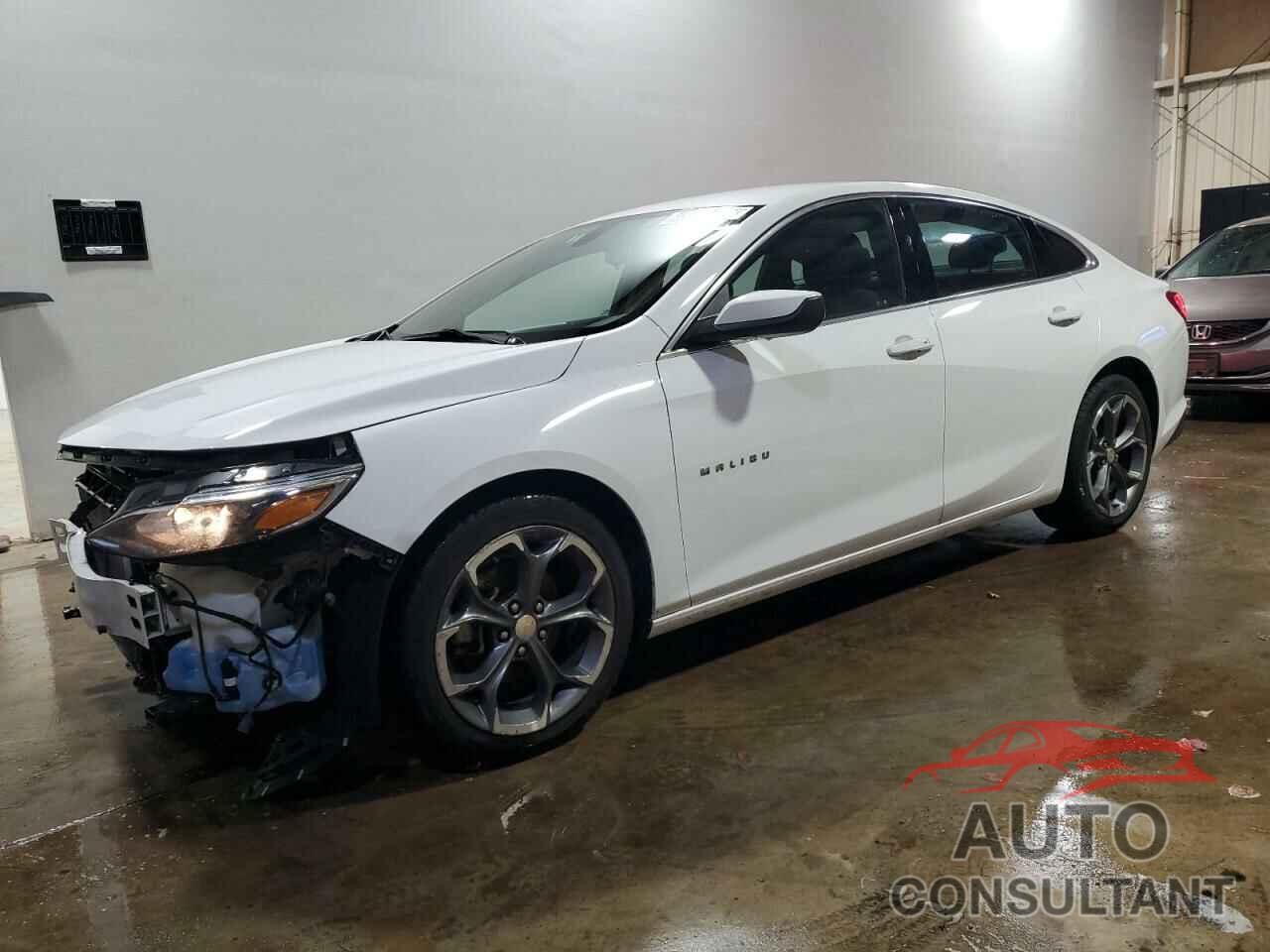 CHEVROLET MALIBU 2022 - 1G1ZD5ST5NF119157