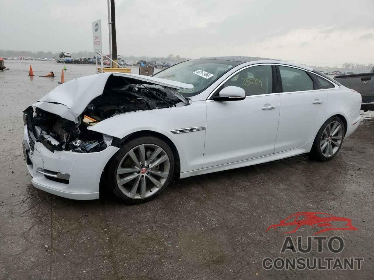 JAGUAR XJ 2017 - SAJWA1C71H8W07643