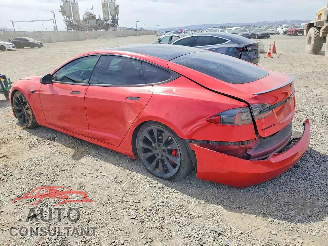 TESLA MODEL S 2018 - 5YJSA1E43JF267515