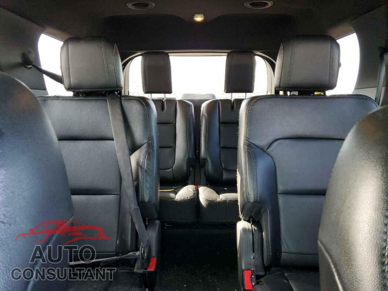 FORD EXPLORER 2017 - 1FM5K8D81HGA19217