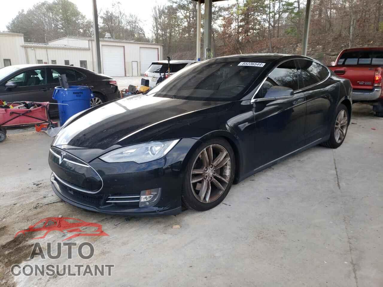 TESLA MODEL S 2015 - 5YJSA1H26FF094560