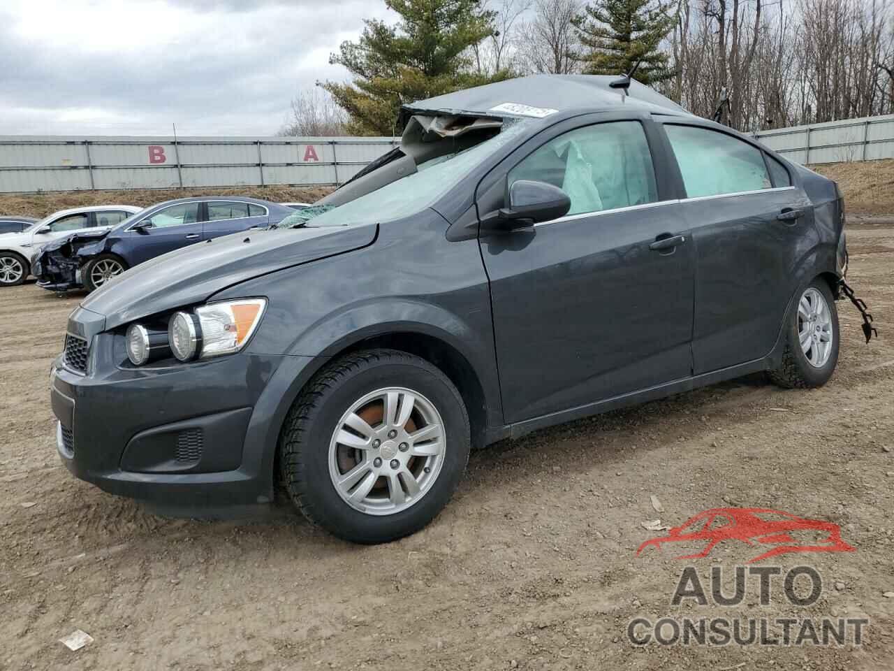 CHEVROLET SONIC 2014 - 1G1JC5SB0E4118596