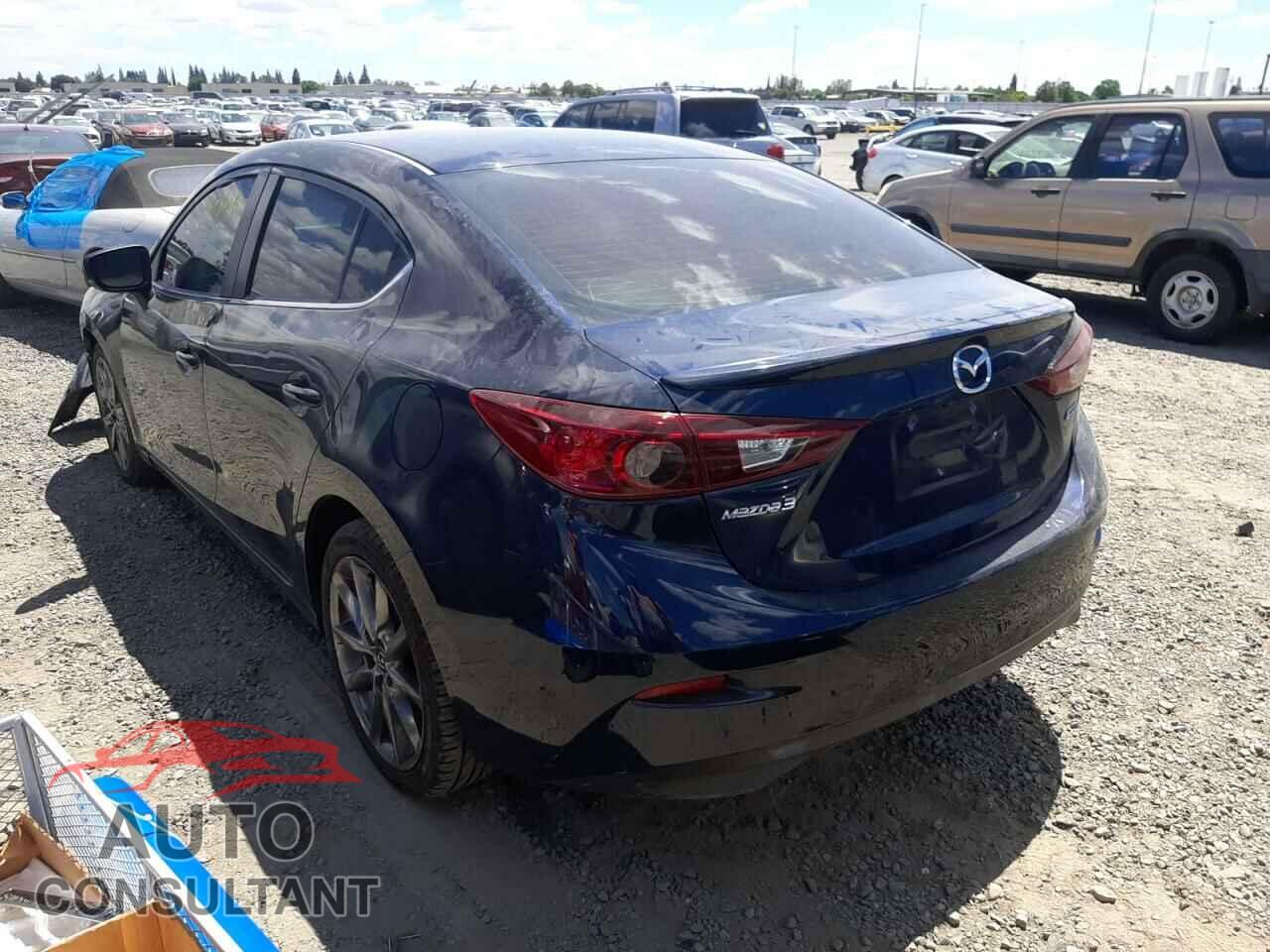 MAZDA 3 2018 - 3MZBN1V32JM254145