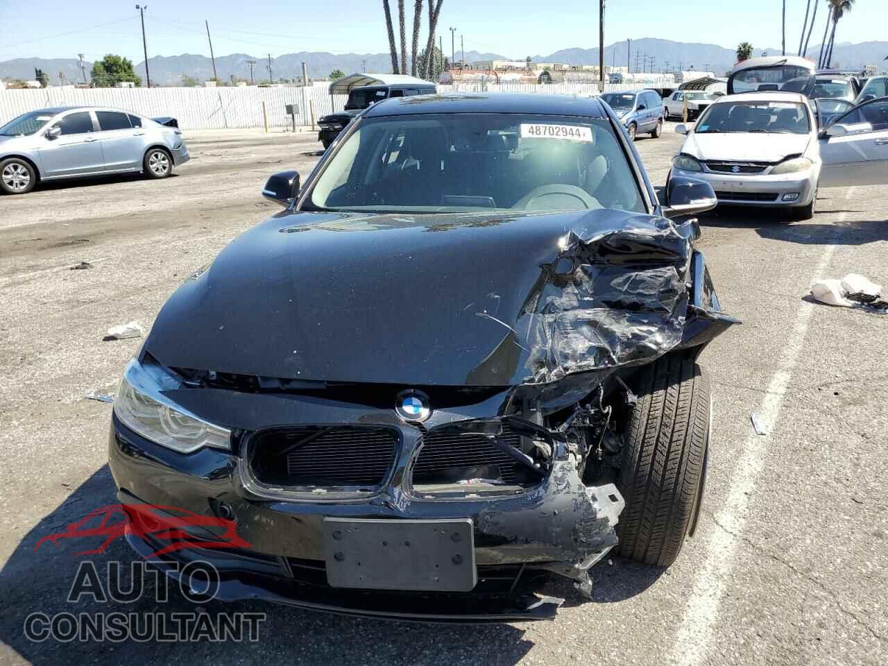 BMW 3 SERIES 2018 - WBA8A9C58JAH14174
