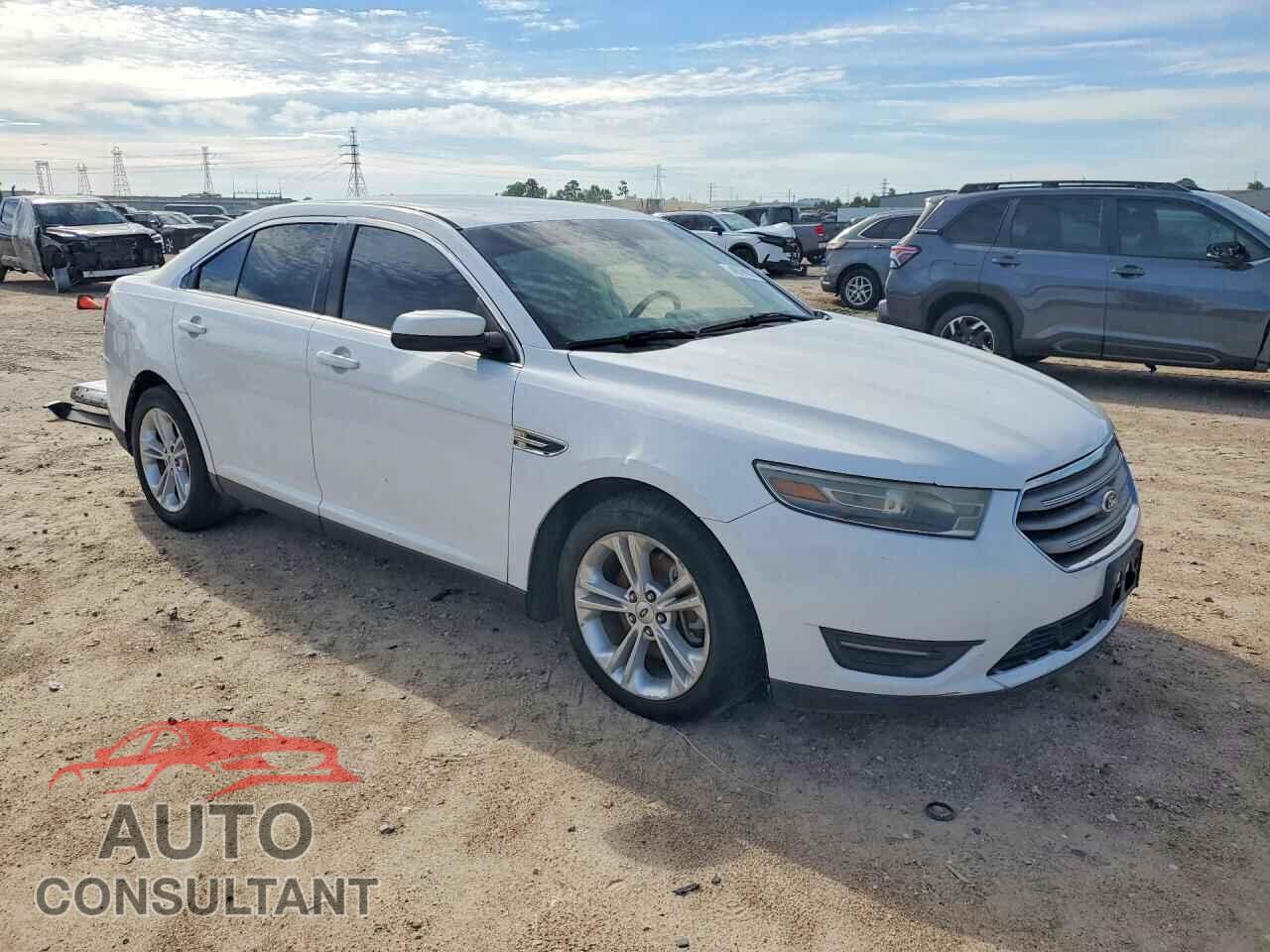 FORD TAURUS 2013 - 1FAHP2E88DG109303