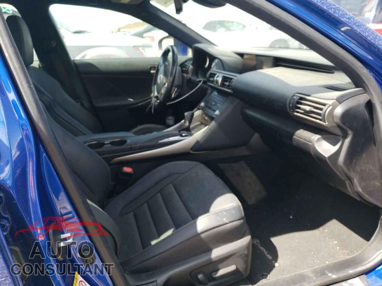 LEXUS IS 2019 - JTHCZ1D20K5016207